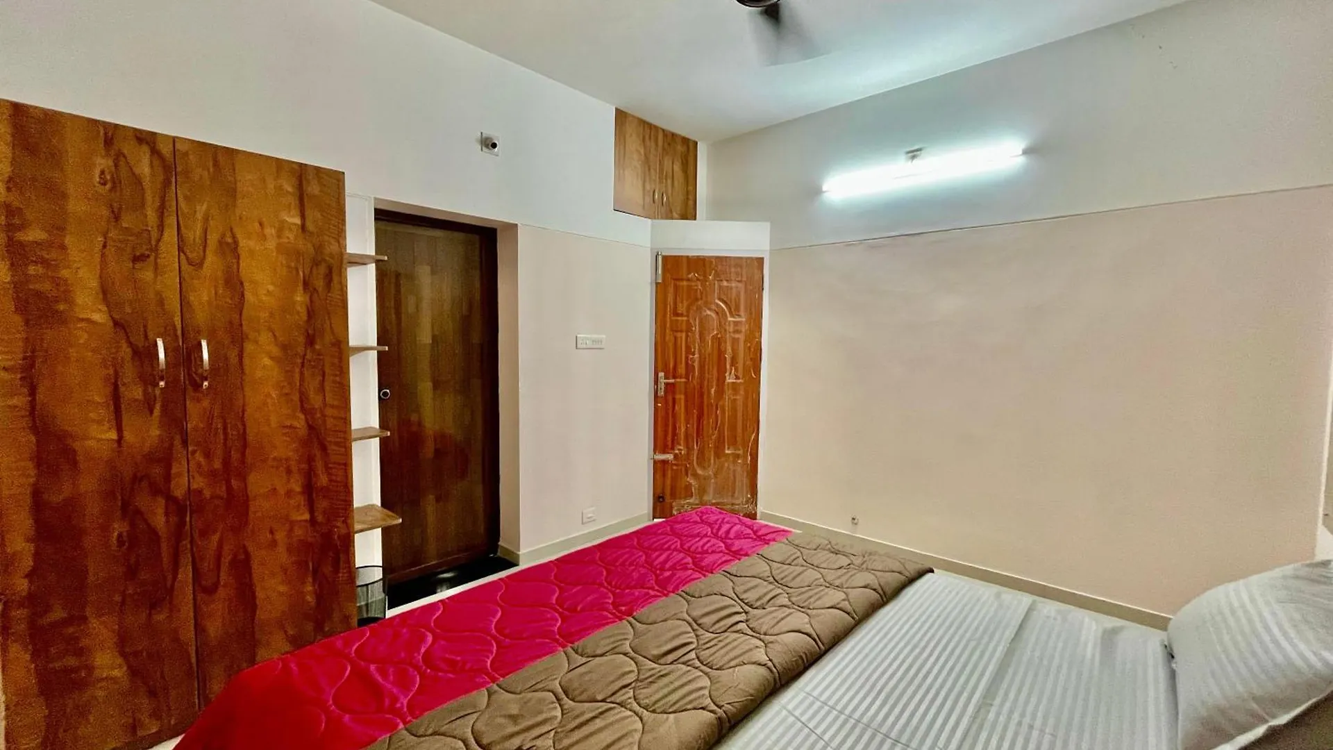 Tech Nest Kazhakkoottam Villa Andurkonam India