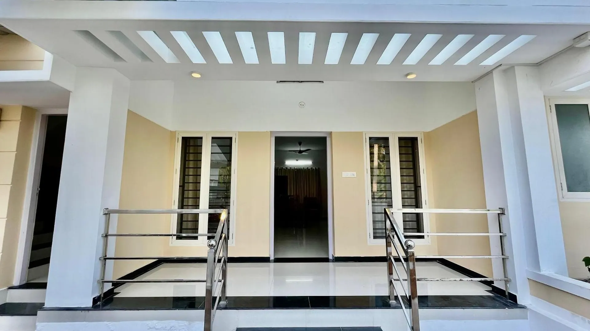 Tech Nest Kazhakkoottam Villa Andurkonam